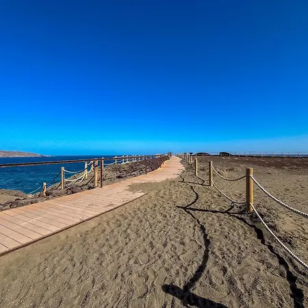 Playa El Burrero Con Terraza Y Solarium Privado Apartament *