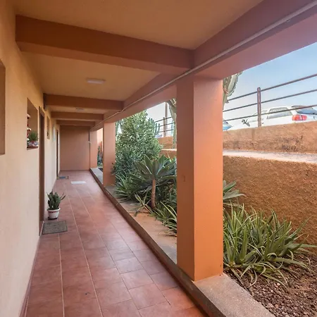 Playa El Burrero Con Terraza Y Solarium Privado