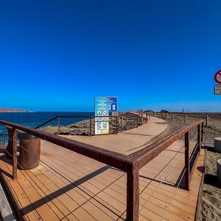 Playa El Burrero Con Terraza Y Solarium Privado Apartament *